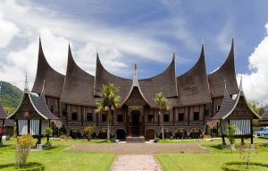 7 Rumah Adat Sumatera Barat Lengkap Gambar Dan Penjelasannya